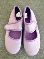 Chaussons enfant violet taille 32 jamais portés