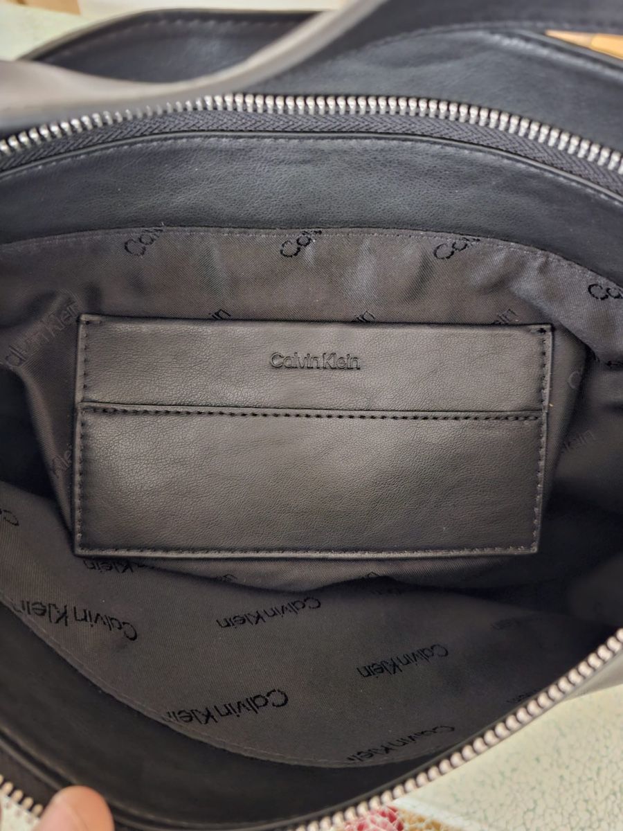 Calvin Klein Borse da donna: Calvin Klein Handtasche  – Nuovo (secondo la descrizione) da Luzern venduto da Reni025 5