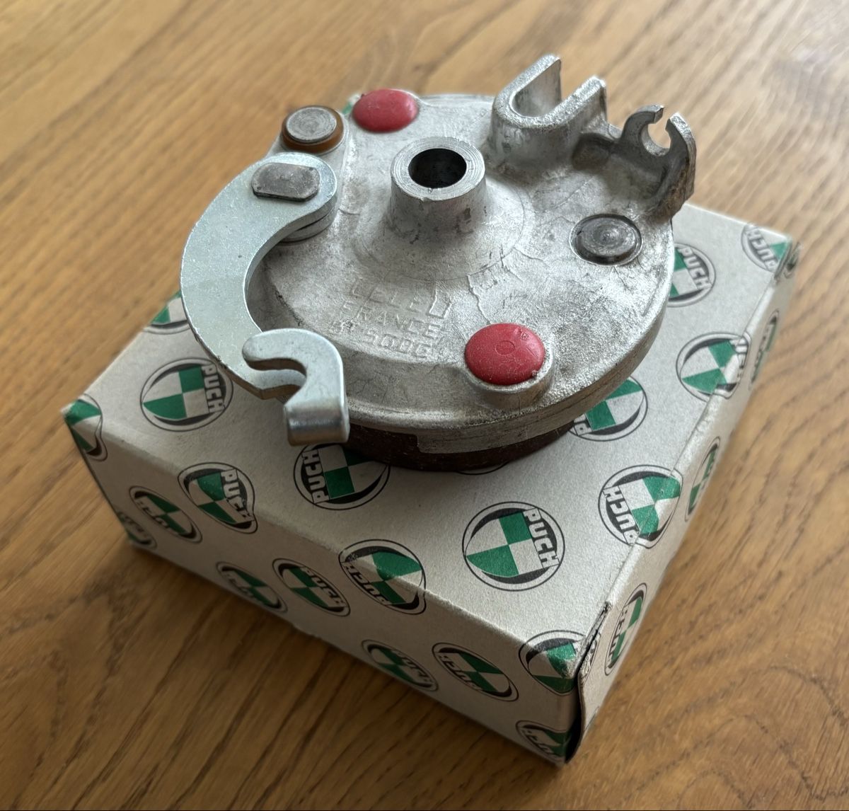 Puch Mofas: NOS LELEU Bremsteller 11mm Puch – Neu und originalverpackt aus Gerlafingen von alpenbrevet 1