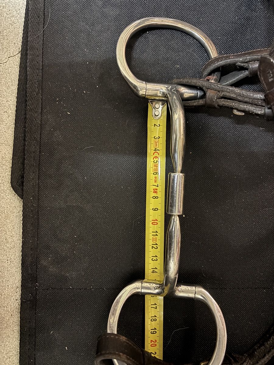Brides, licols: Gebiss Grösse 14cm – D'occasion à Zug par 123456767