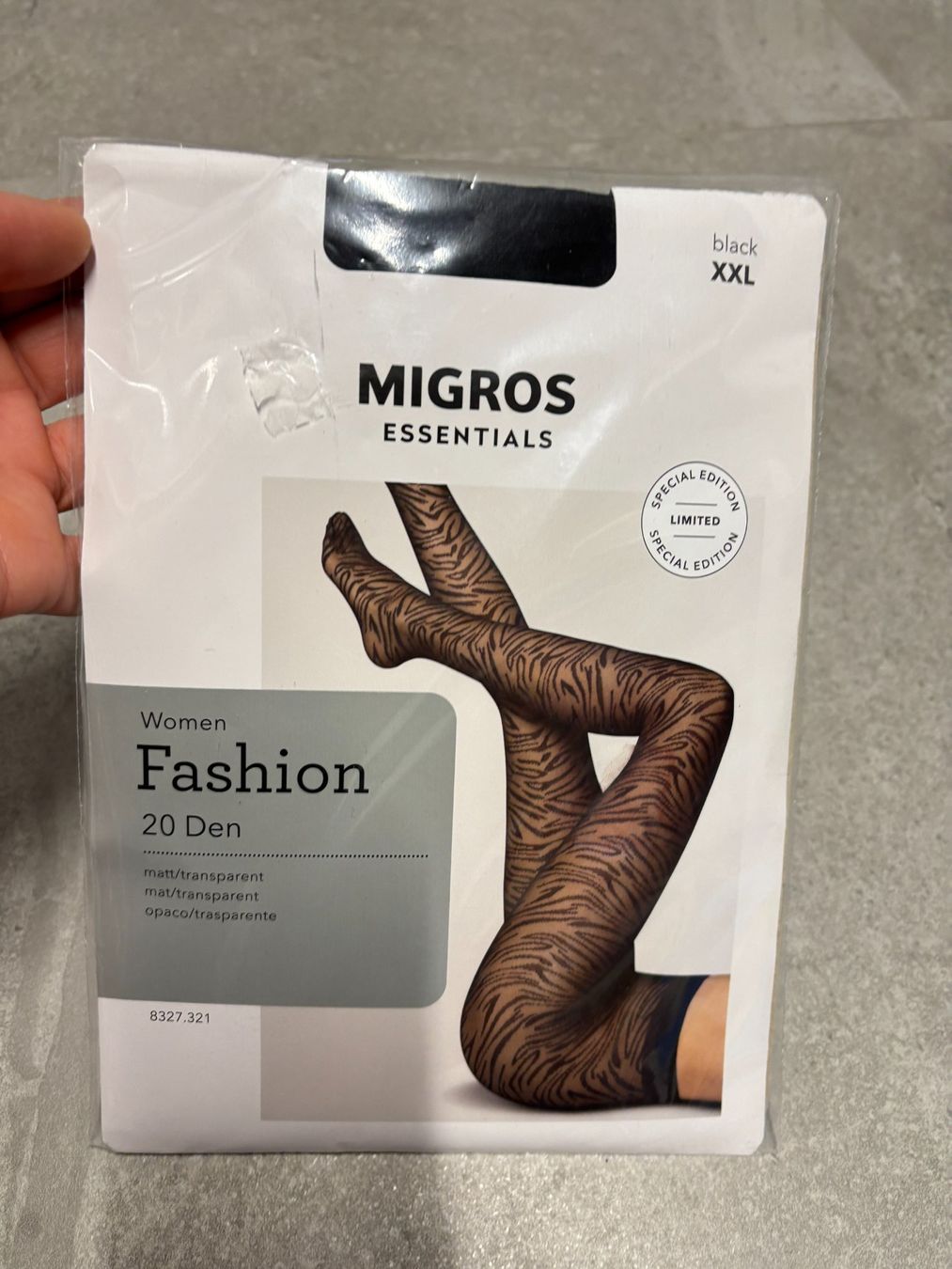 Collants: Collants Migros Essentials noir  XXL – Neuf (Voir description) à Salvenach par gwenwywar