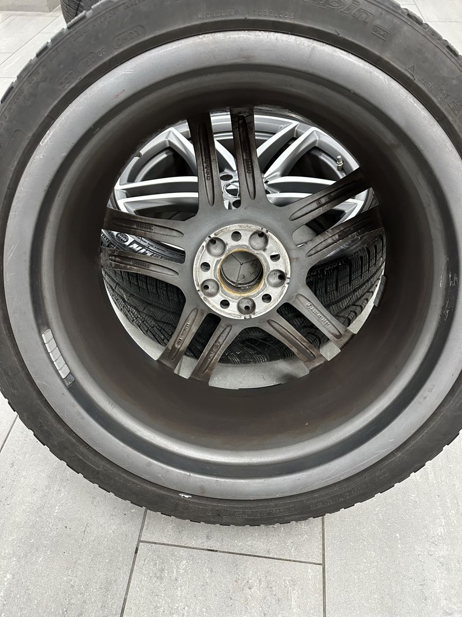 Mercedes-Benz Pneus & Roues: Winterrad E63 AMG 20 Zoll – D'occasion à Hochdorf par K.Kari 7