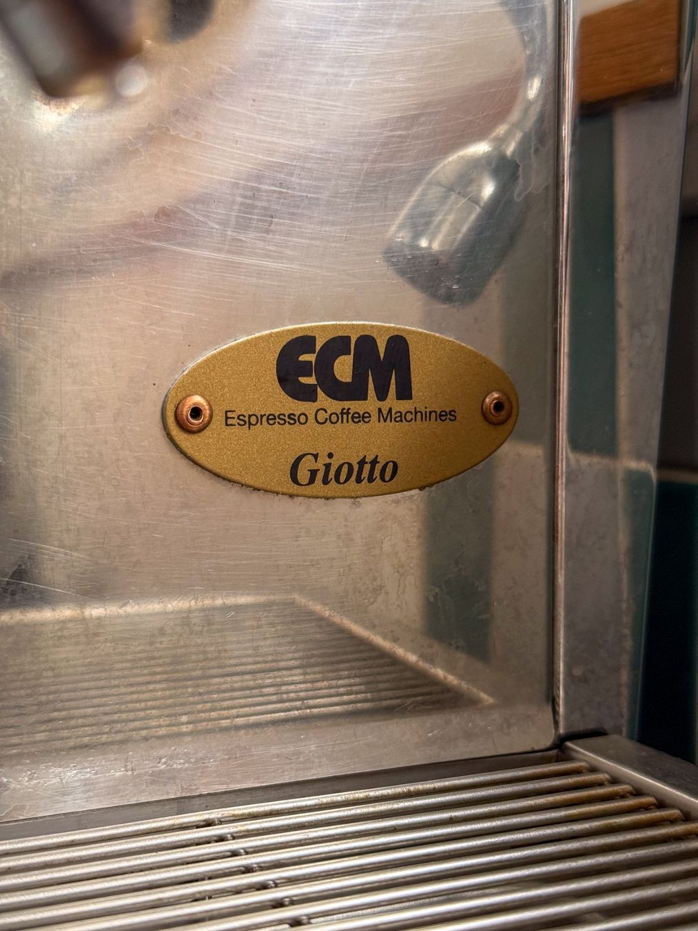 ECM Manufacture Macchine per caffè & Macchine per espresso: ECM Giotto Siebträger-Espressomaschine – Usato da Thun venduto da Marcialmanuel 1