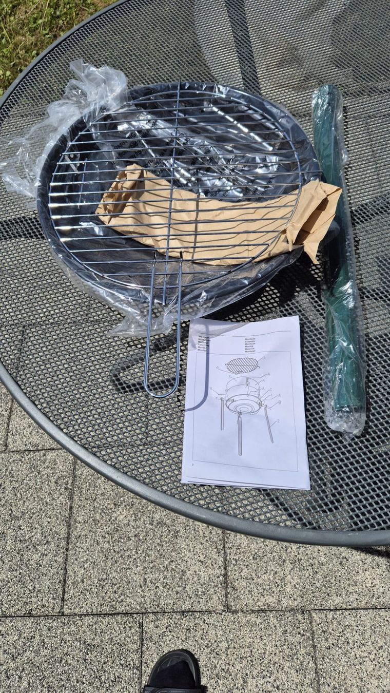 Griglie: Holzkohle-Grill – Nuovo e nell'imballaggio originale da Arni AG venduto da peichhorn 1