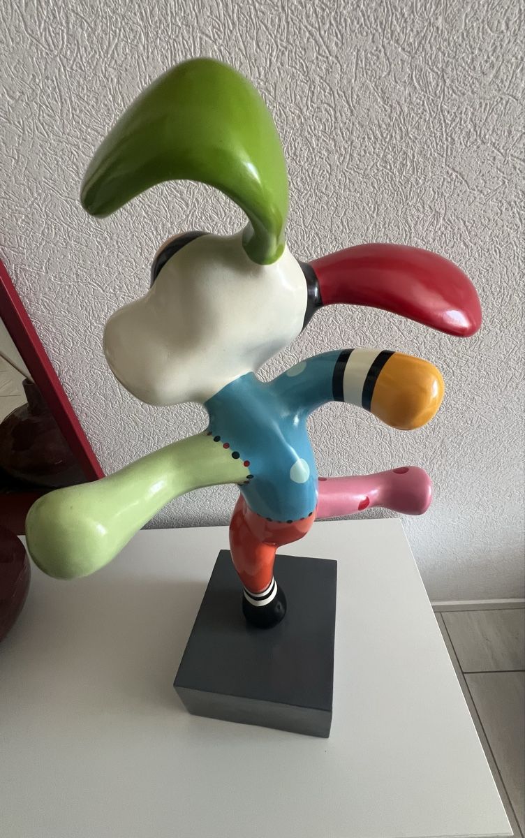 Figuren: Statue chien colorée signée Jacky, haut 50cm – Gebraucht aus Chézard-St-Martin von Chopette 2