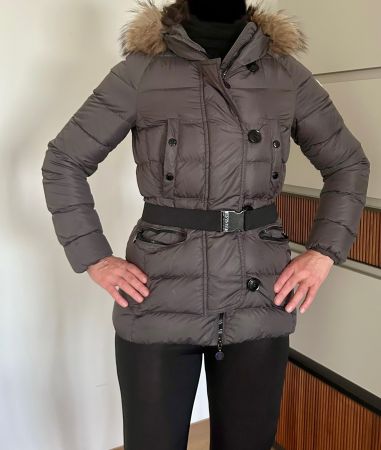 MONCLER DAUNENJACKE MIT KAPUTZE & FELL GR 1 36 GRAU