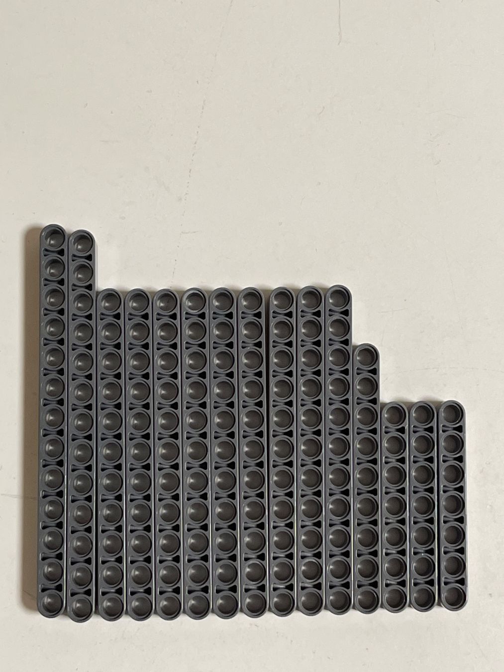Lego Giocattoli: Lego Technik 15  dunkel Grau Lochbalken – Usato da Gelterkinden venduto da cobra0110