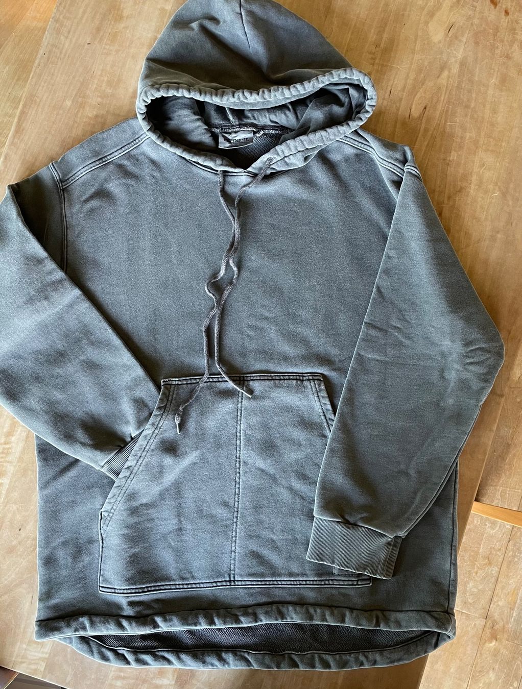 Maglioni & Felpe: Carhartt Kapuzenpulli Gr. M – Usato da Rütihof venduto da solombra 1