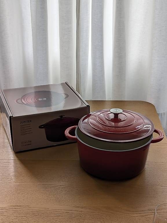 Pentole: Jupiter Lunasol Cast Iron Pot (26cm) – Usato da Zürich venduto da joh_rd7z 1