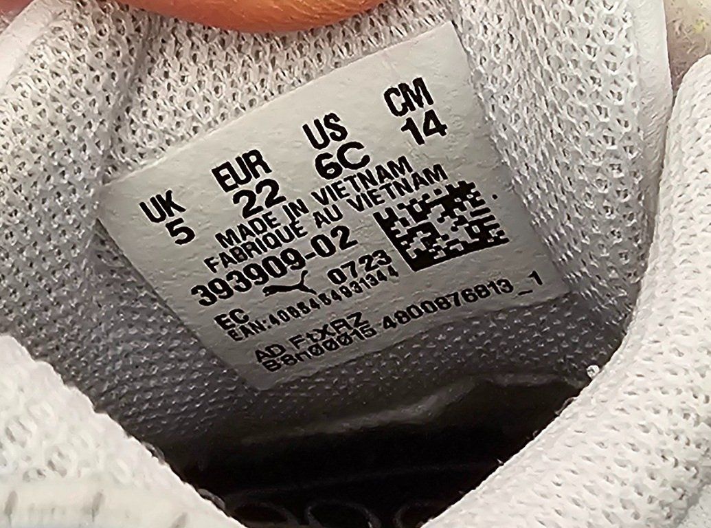 Puma Scarpe per ragazzi: Chaussures Puma Miraculous bébé blanches, pointure 22 – Usato da Biel/Bienne venduto da Djdreamx 3