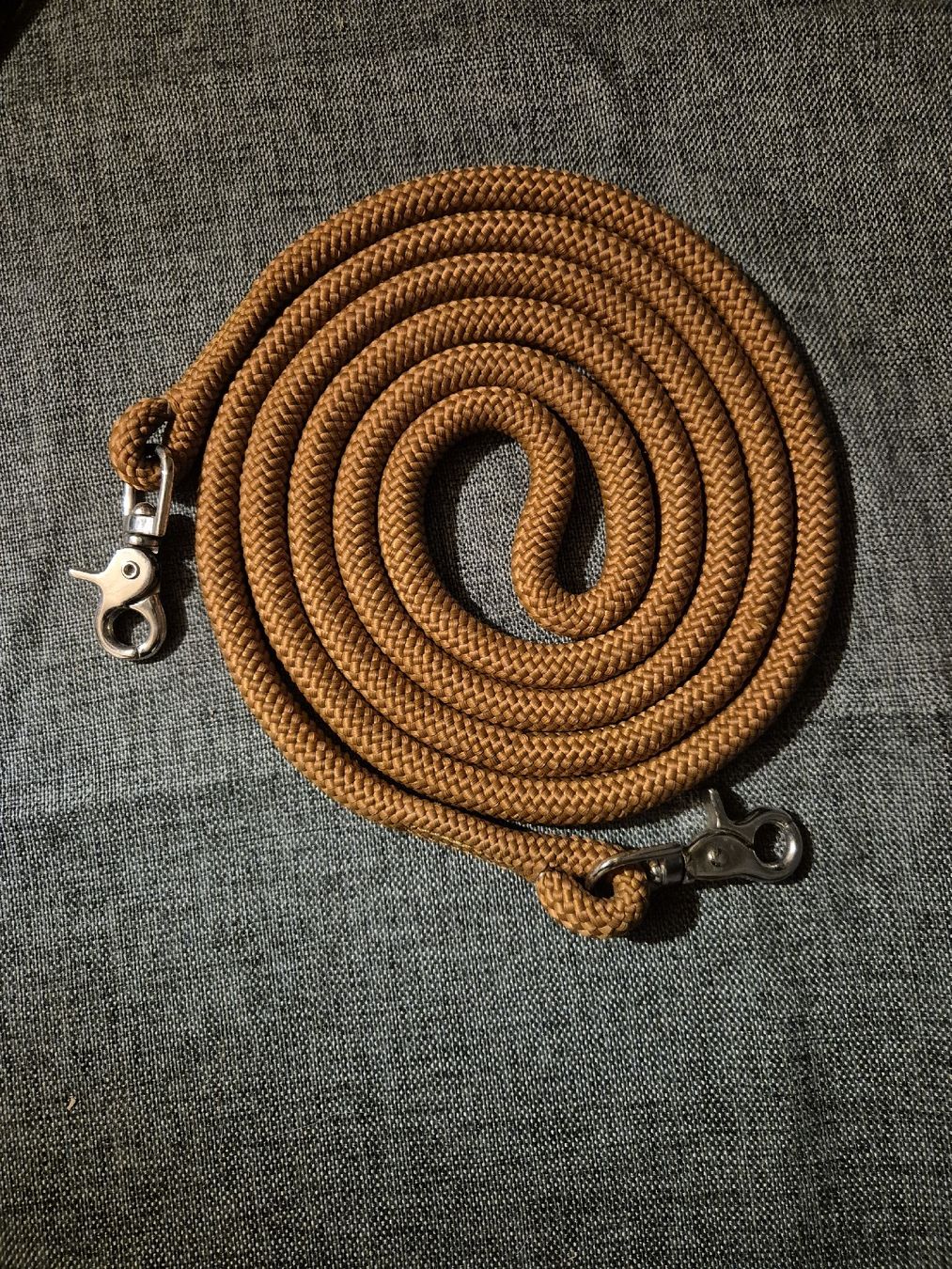 Briglie & Cavezze: Zügel mit Karabiner 2.60m – Usato da Meggen venduto da Orrinka20