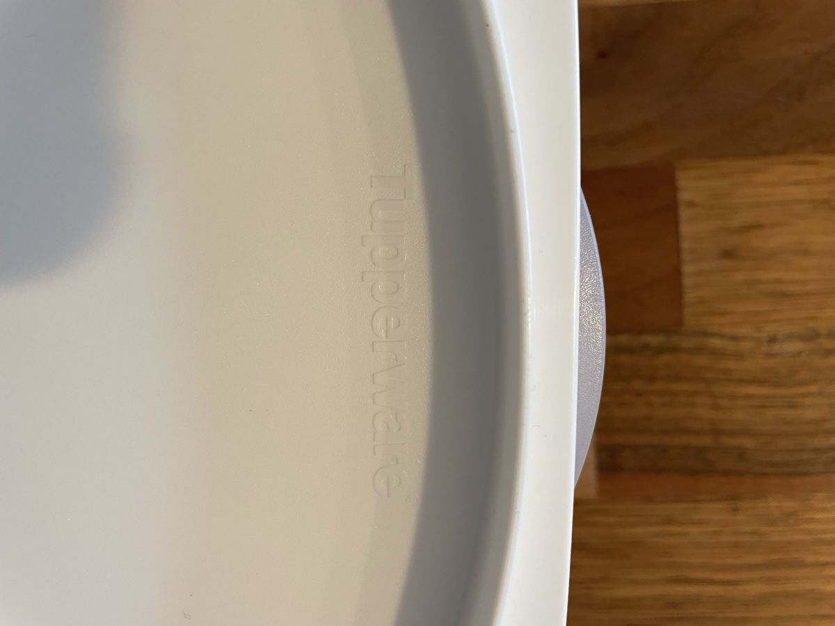 Tupperware Contenitori & Simili: Tupperware, Käsemax, Käseglocke  – Usato da Hölstein venduto da Slon74 2