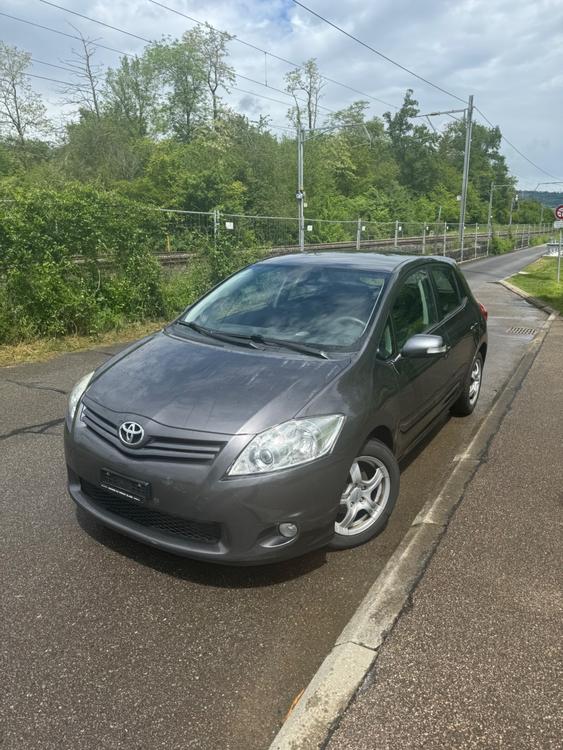 Toyota Auris 1.6 à partir de 1.-