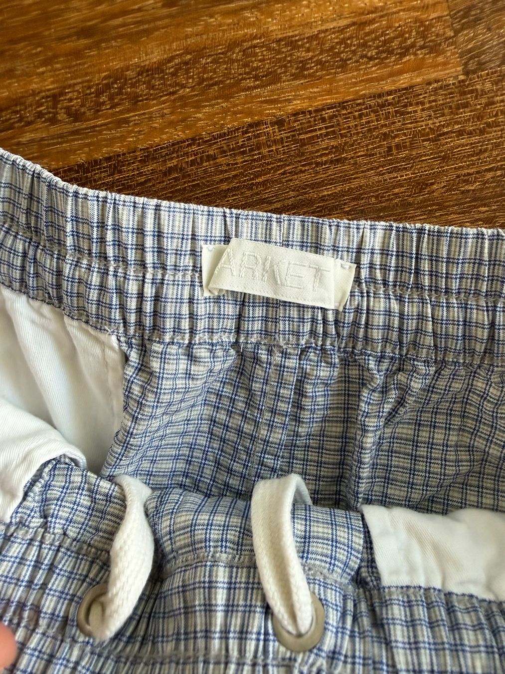 Arket Pantalons: Arket Shorts – D'occasion à Ennetbaden par miboo 2