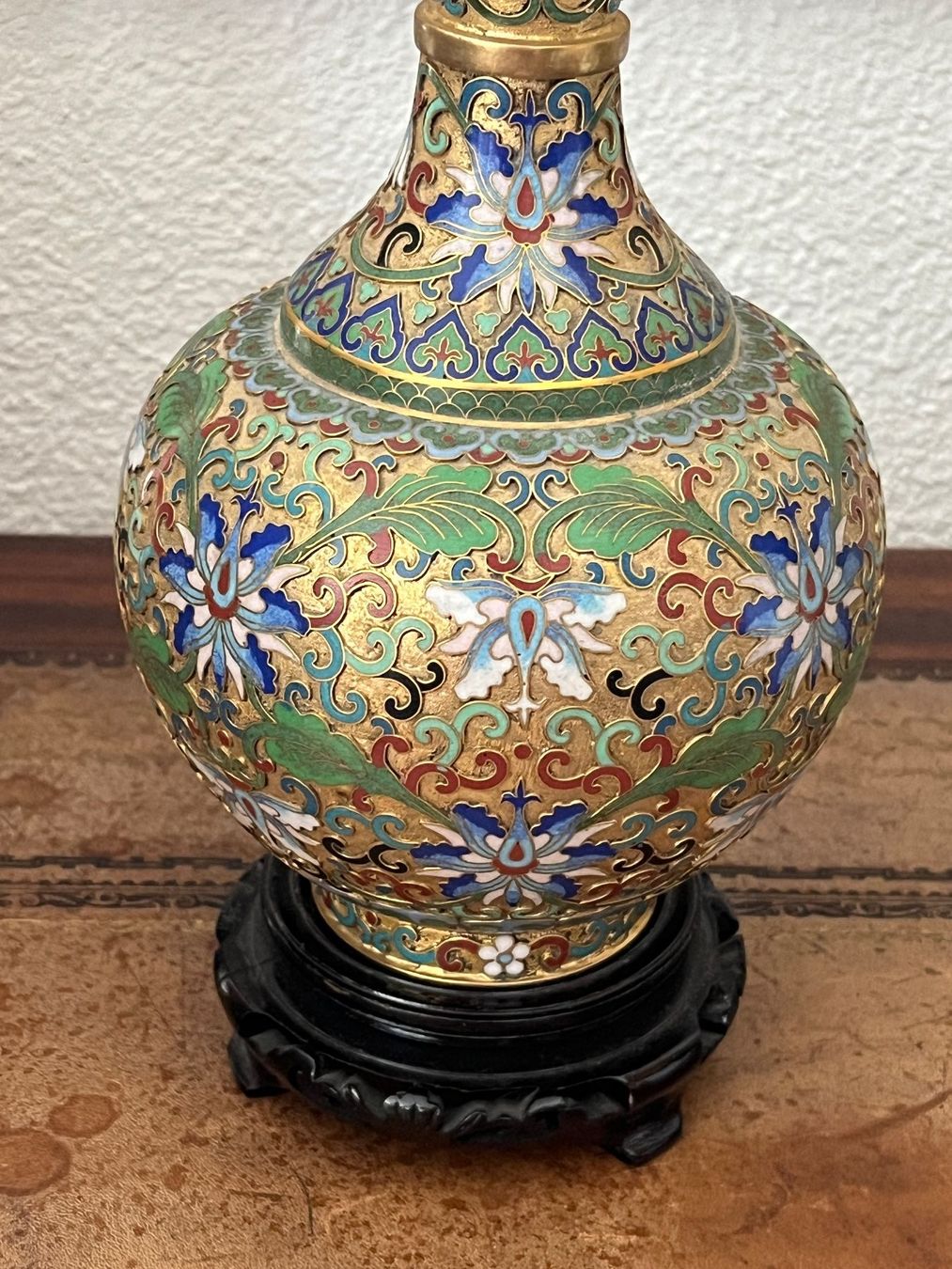 Vasen & Gefässe: Cloisonné  Vase mit Sockel - floral – Gebraucht aus Stetten AG von Brissago25 1