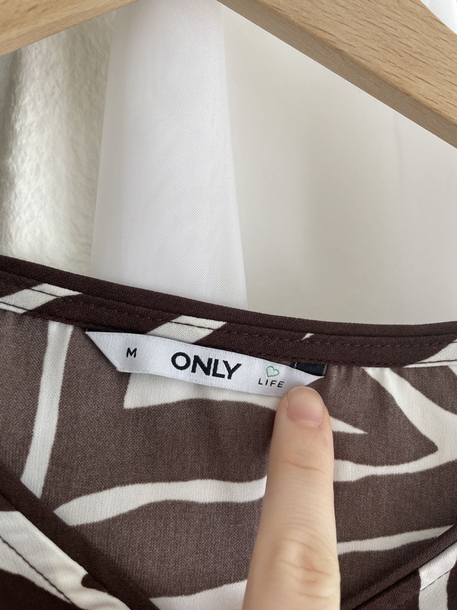 Camicette: Schöne Bluse von Only – Usato da Ebikon venduto da van_qg5n 1