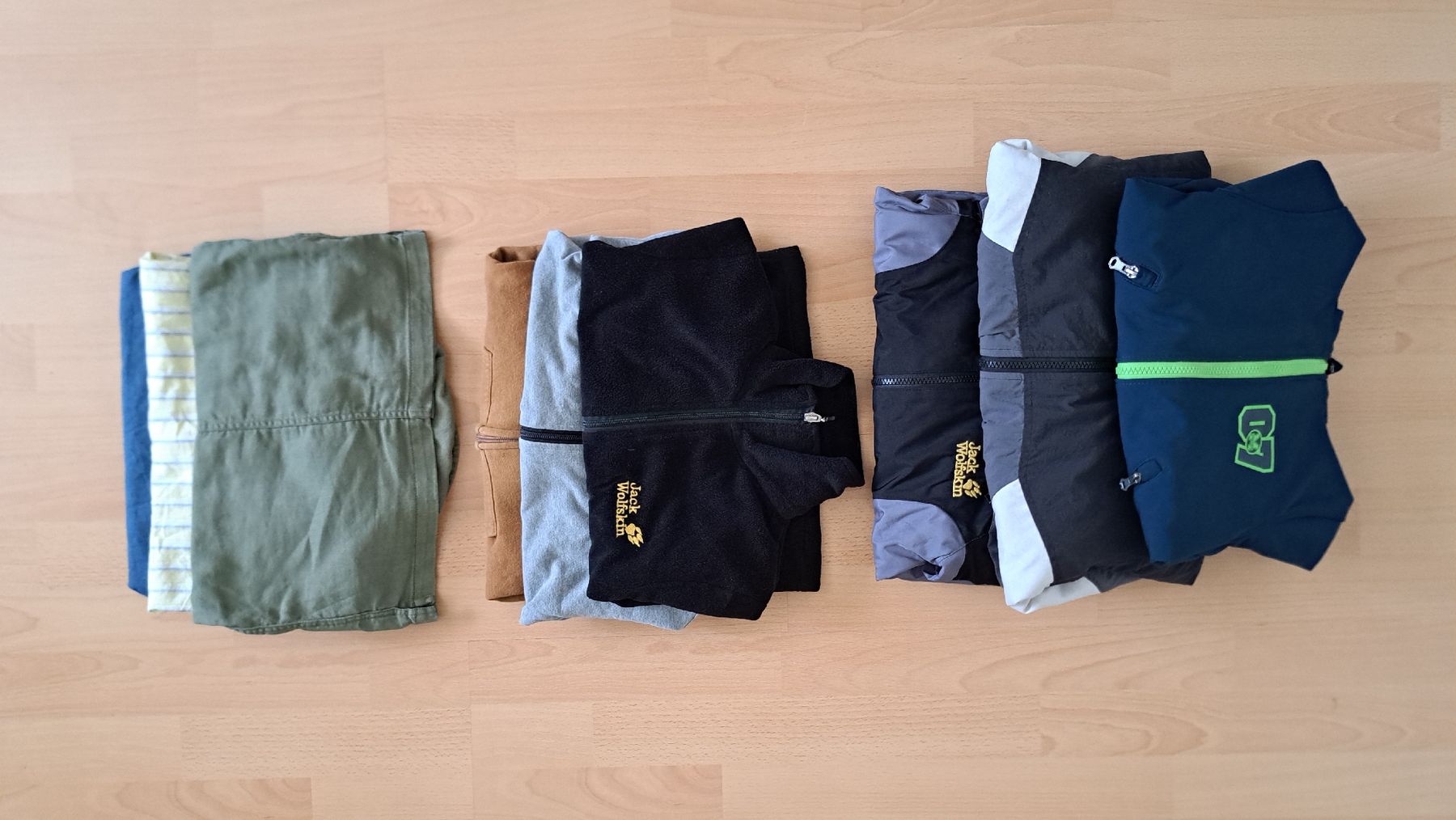H&M Lotti & Set di vestiti: Children's Jackets Bundle  – Usato da Thun venduto da tan_2kvt 1