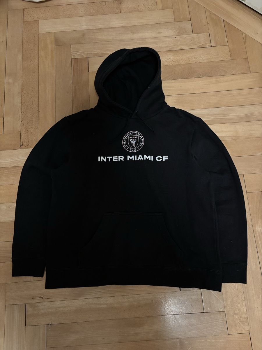 Maglioni & Felpe: Inter Miami CF Official Logo Pullover Hoodie Schwarz Messi – Usato da Luzern venduto da pengmarket_gmbh