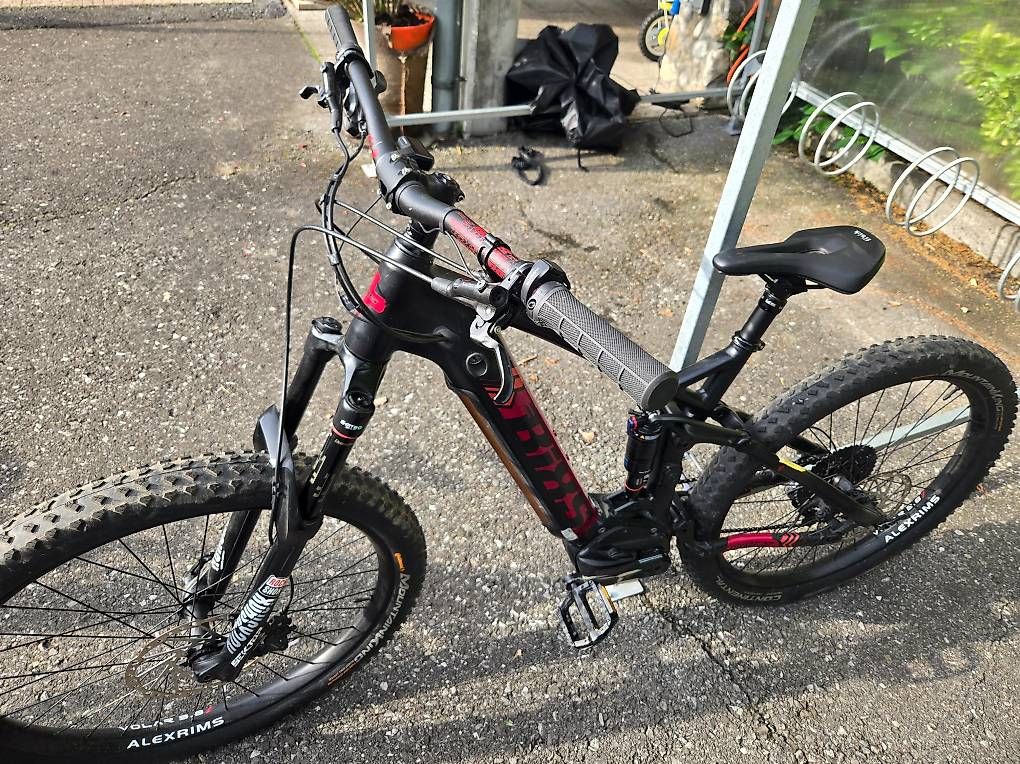 Bixs Biciclette: E Bike, BiXS Sauvage e25 E-Mountainbike – Usato da Gersau venduto da marta.kurstak 1