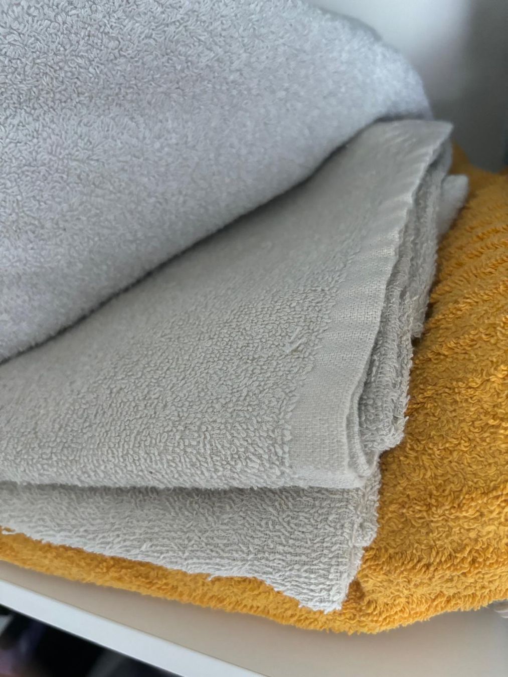 Teli da bagno: Badetuch - gebraucht / manche mit defekt – Difettoso da Stadel venduto da Chanel_5 1