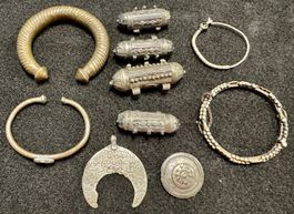 Sehr alter Schmuck aus dem Jemen, Silber und Messing