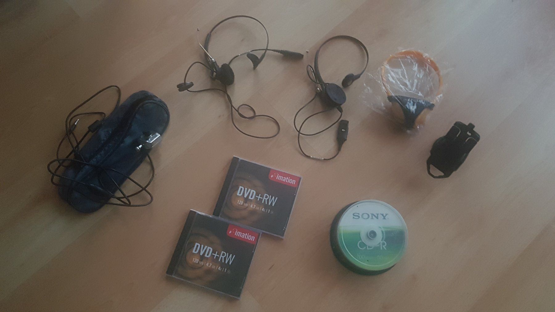 Componenti elettronici: Sonstiges, Electronic und Informatik – Usato da Schöfflisdorf venduto da CrRG21