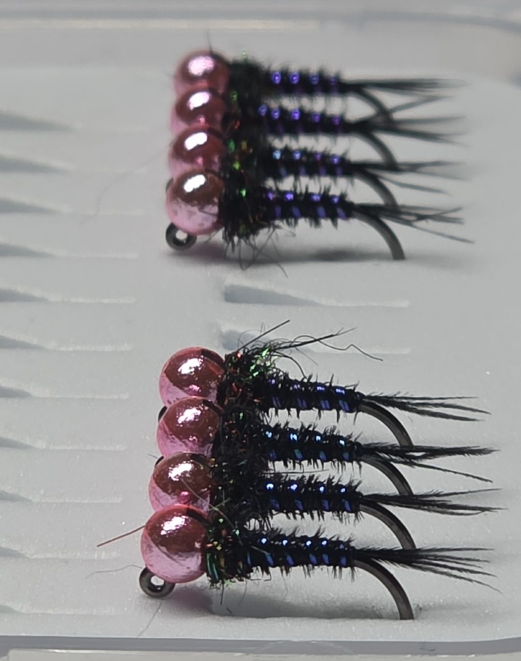 Esche: Box mit 32 Tungsten Nymphen – Nuovo (secondo la descrizione) da Degersheim venduto da HookedOnTheFly 3