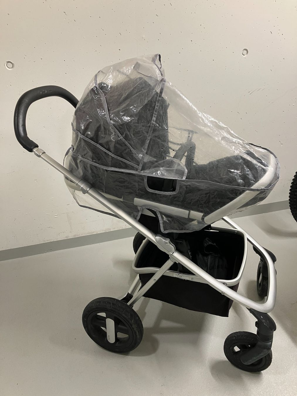 Nuna Carrozzine: Kinderwagen zu verkaufen – Usato da Kägiswil venduto da cappy85 2