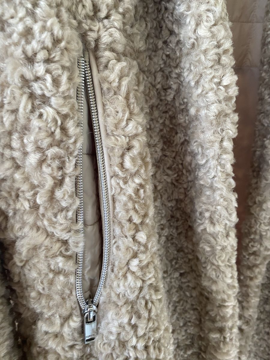 Esprit Cappotti: Esprit Teddyfellmantel Beige Grösse M – Usato da Schnottwil venduto da eka_sk9q 6