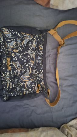 Handtasche