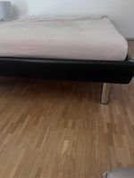 Bett  150cm x 205 cm