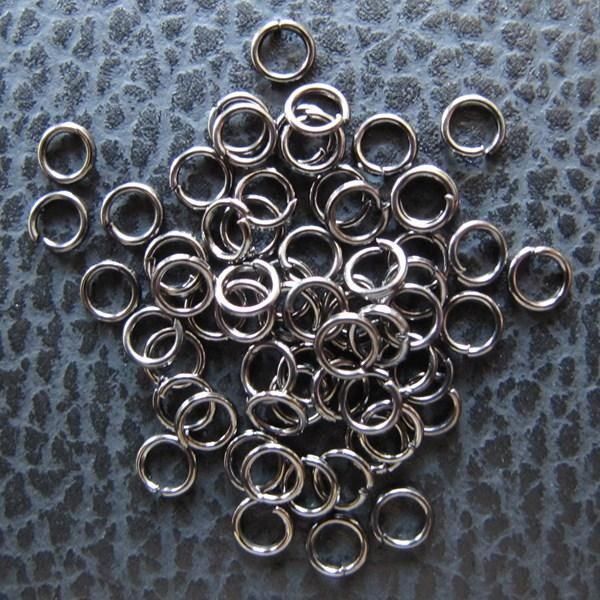 Sonstiges Spielzeug & Basteln: 1500 Jump Ringli, Ringe Gunmetal 4mm – Neu (gemäss Beschreibung) aus Schwanden GL von UHRKNALL