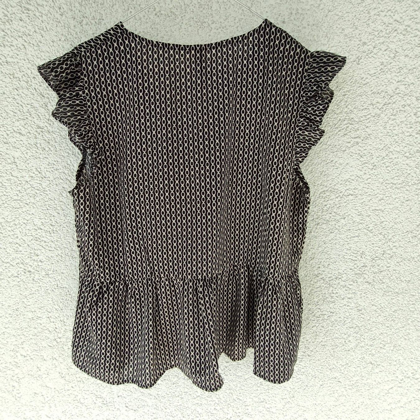Blusen: Wunderschöne Bluse schwarz mit Muster – Neu (gemäss Beschreibung) aus Dietikon von Branquinha1981 1