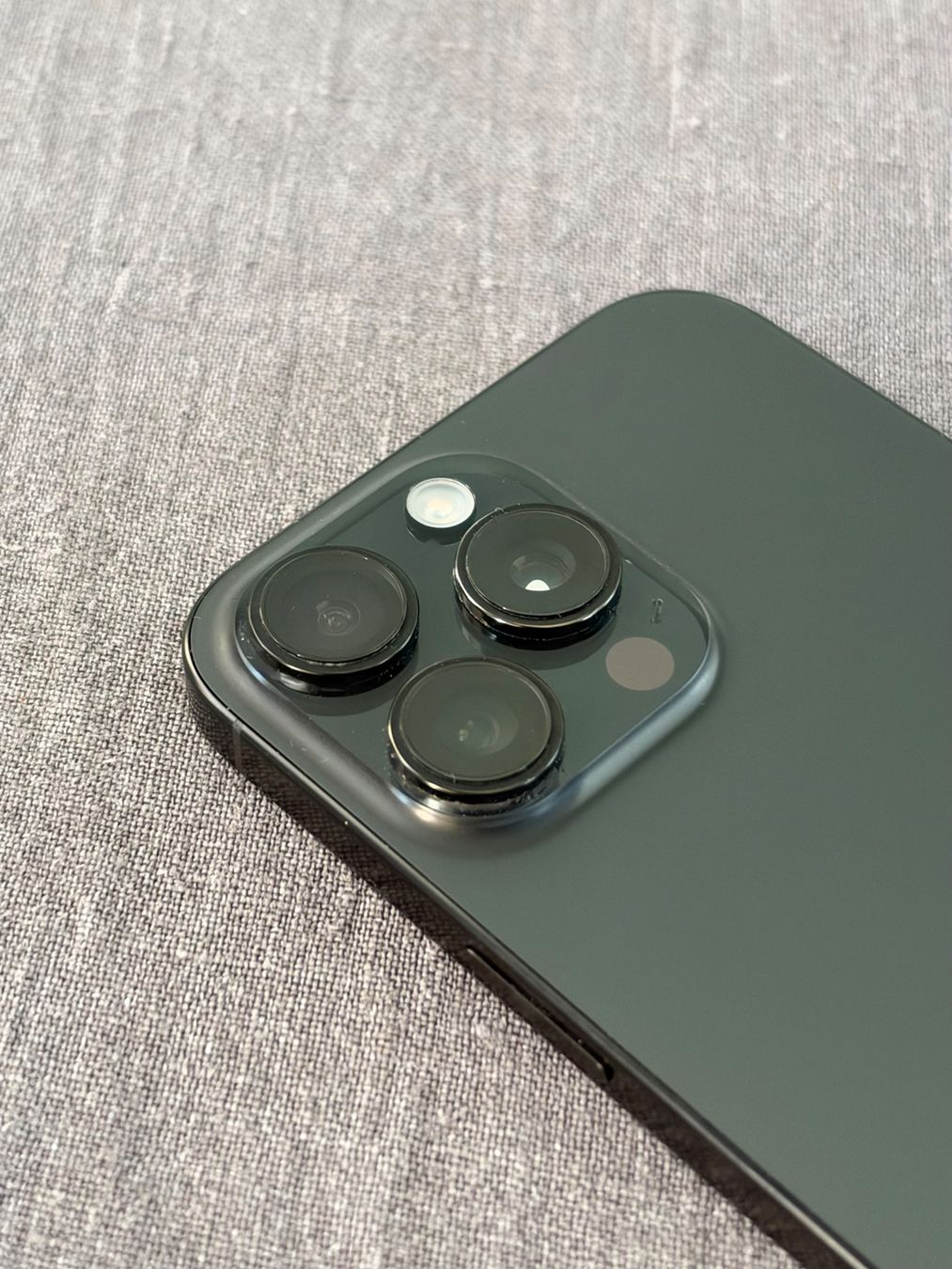 Apple Telefoni cellulari / Smartphones: iPhone 16 Pro Max, Originalverpackung GRATIS Versand + Hülle – Nuovo e nell'imballaggio originale da Bergdietikon venduto da wal_rr6b 5