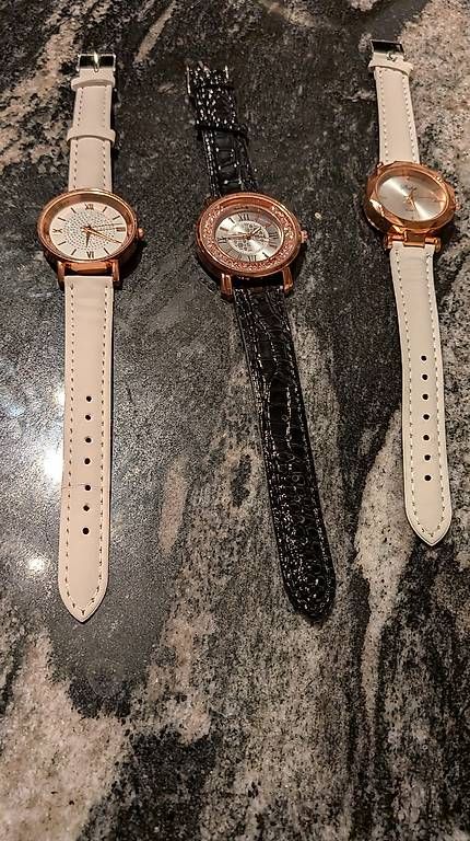 Orologi: Modeschmuck Uhren – Usato da Wattenwil venduto da karinschaw 4