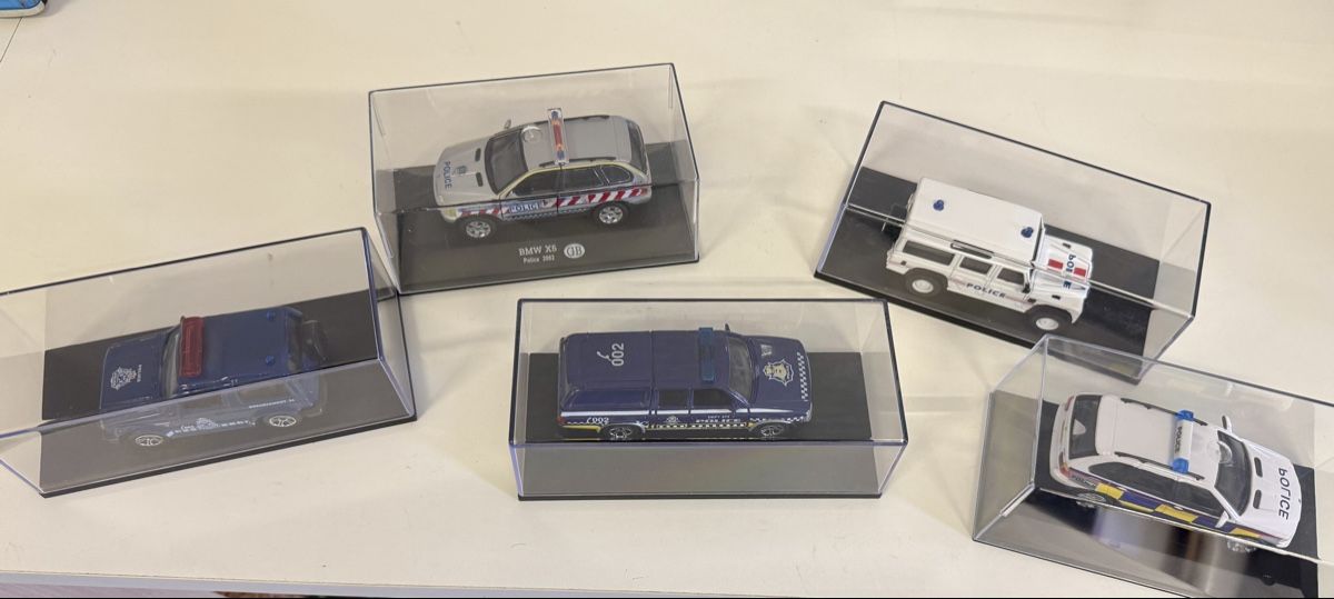 Modellini d'auto: 1:43 Police – Nuovo (secondo la descrizione) da Uster venduto da Buchel 1