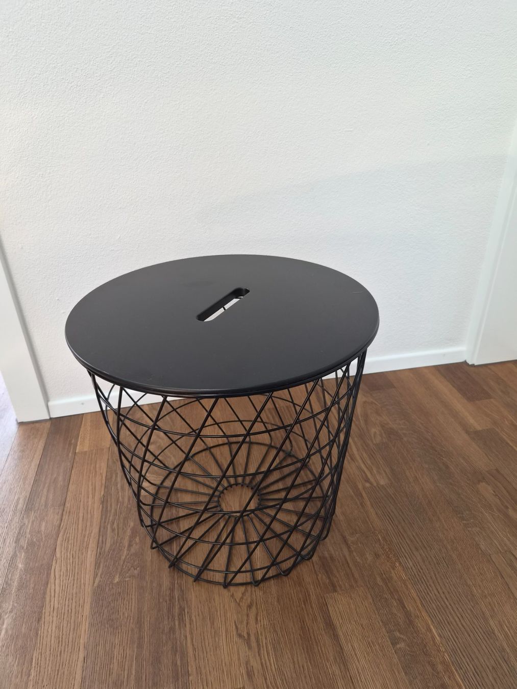 Tables: Side table with storage space – D'occasion à Zürich par mon_attitude 1