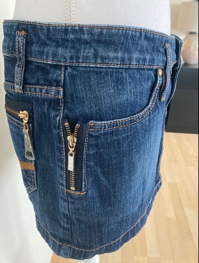 Stradivarius Jupes: Rock 38 – D'occasion à Küssnacht am Rigi par Anacerna 2
