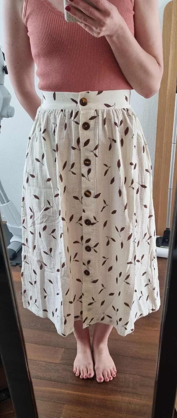 Röcke: KAIKO Button Skirt Wind mit Blattmuster Grösse S Neu – Neu und originalverpackt aus Belp von sfanny88 5