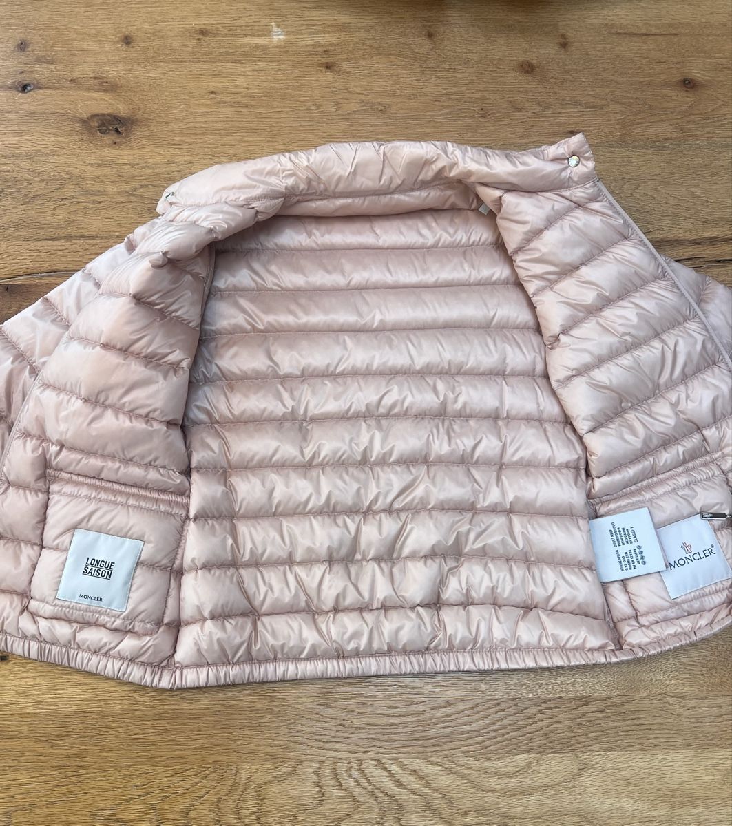 Moncler Giacche: Moncler Daunenjacke Gr. 34/XS Rosa – Nuovo (secondo la descrizione) da Ostermundigen venduto da Steff18 4