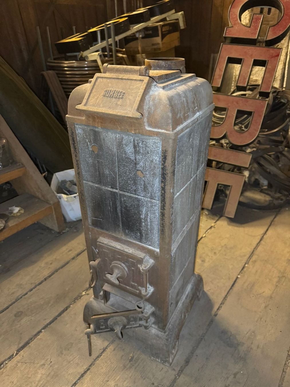 Altri mobili d'antiquariato: Antik Kachelofen – Usato da Zürich venduto da Gisraf