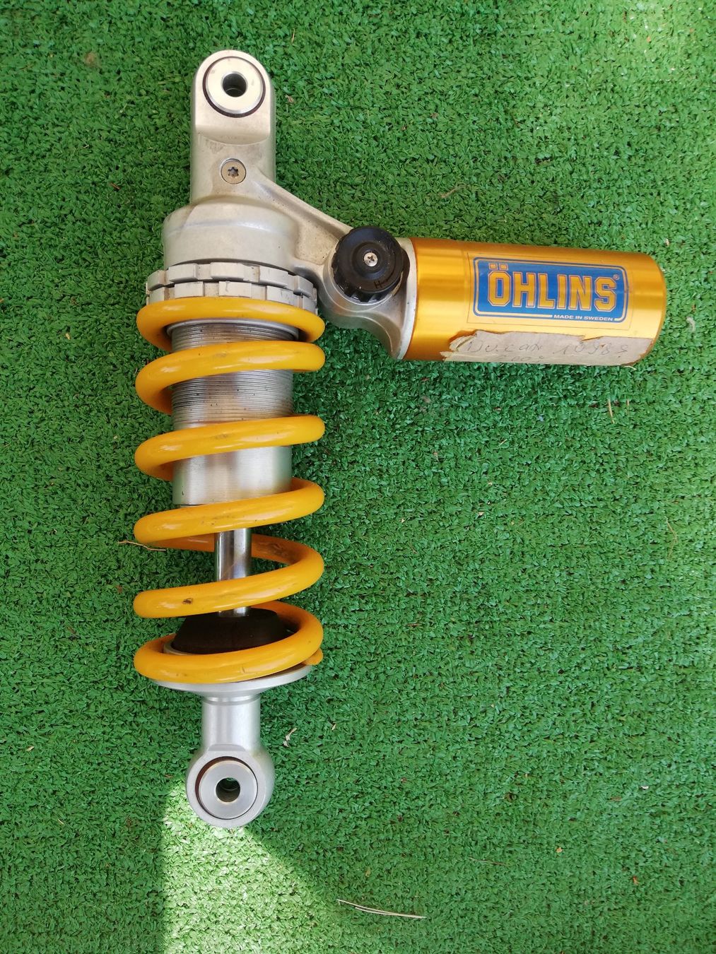 Ducati Alle Motorradersatzteile: OHLINS per DUCATI – Gebraucht aus Gossau ZH von Giankiss55
