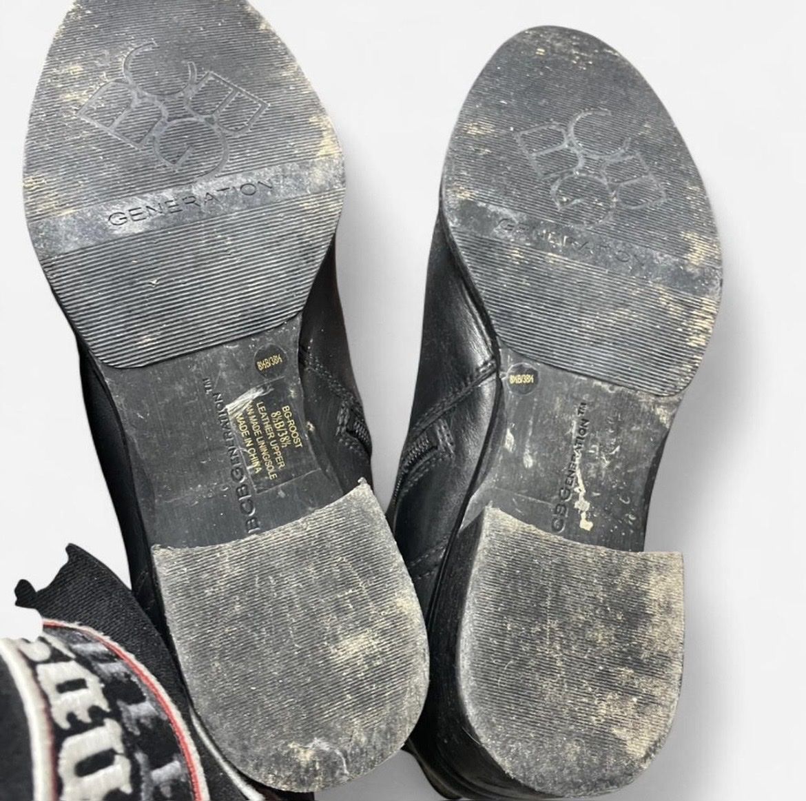 Scarpe da donna: Schwarze Lederstiefel von BCBG, Grösse 38.5 – Usato da Watt venduto da Ene.kro 6