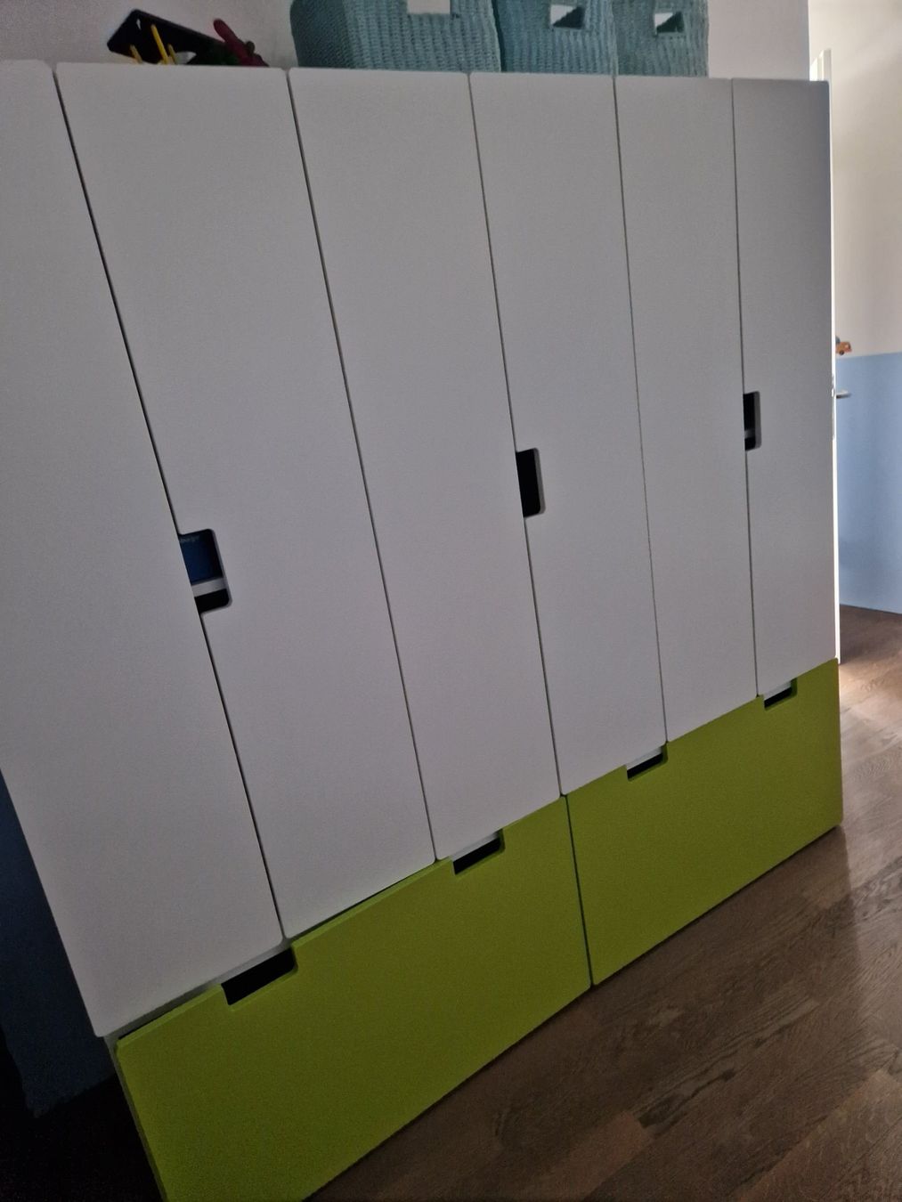 Armadi: Armoire enfant – Usato da La Neuveville venduto da Racinecedric