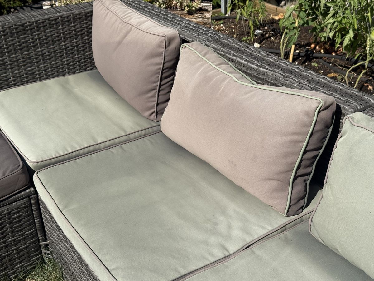 Sofas: Gartenlounge aus Rattan – Gebraucht aus Klingnau von APet2205 4