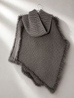 Poncho mit Fell