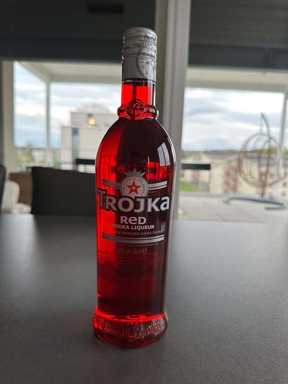 Absolut Vodka Bevande alcoliche: Trojka Vodka red, ungeöffnet, 0.7l – Nuovo e nell'imballaggio originale da Weinfelden venduto da dyildiz69