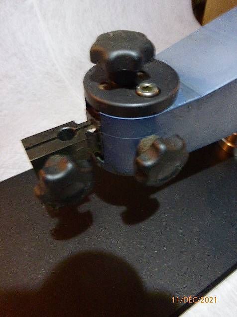 Tutti gli attrezzi: Support de comparateur en granit 140x260 mm – Usato da vessy venduto da alainracine 2