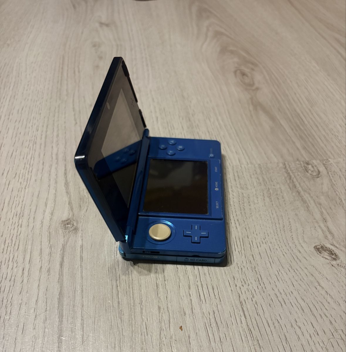 Nintendo Console: Nintendo 3DS bleue bon état – Usato da Reconvilier venduto da raaaph 3
