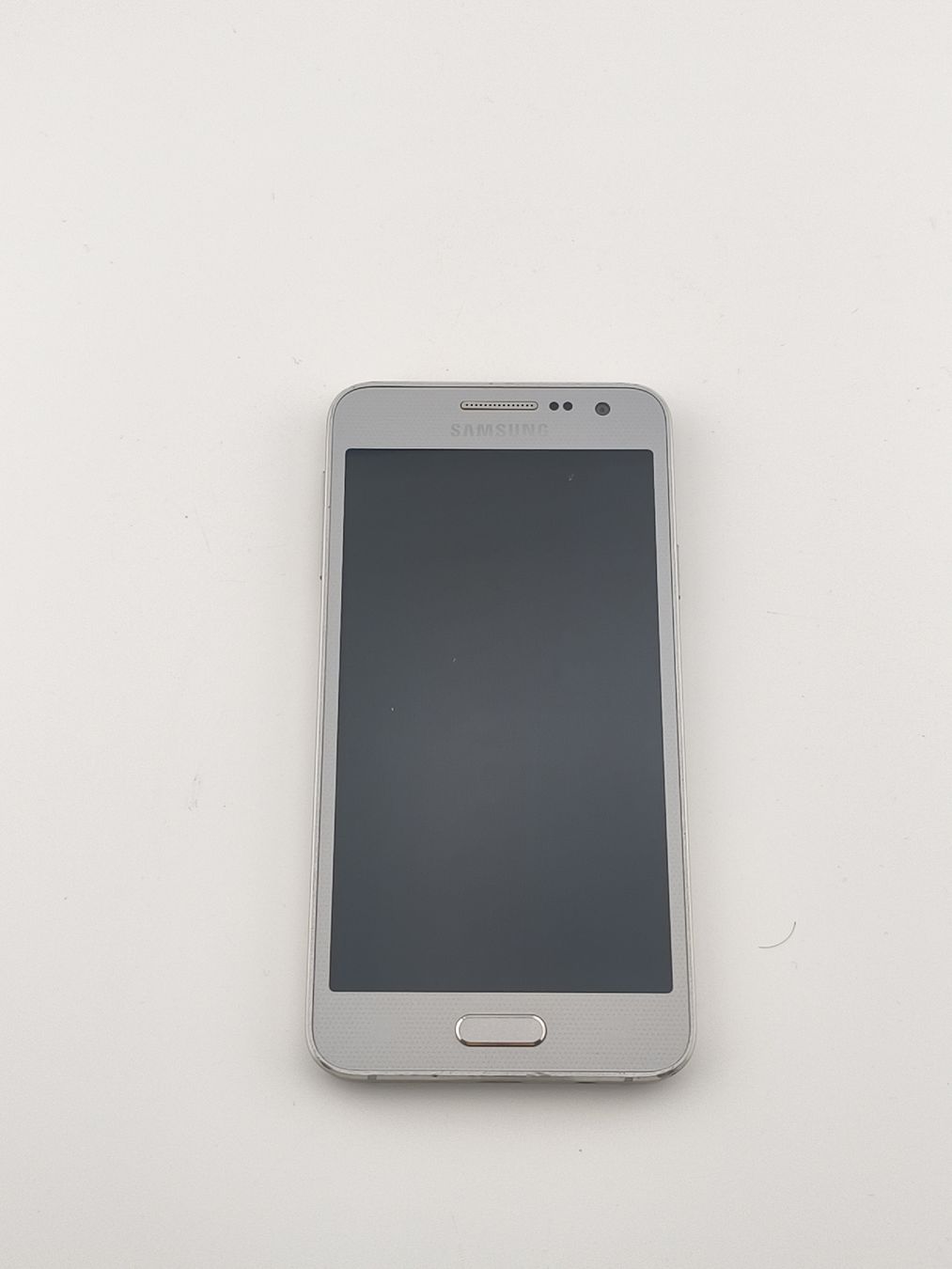 Samsung Handys / Smartphones: Samsung Galaxy A3  – Gebraucht aus Uster von TOPPRICEE 1